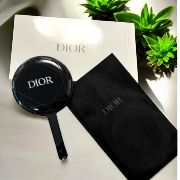 NEW in Box Dior VIP Black Hand Mirror w/ Silver Charm and Heavy Dust Bag - Picture 1 of 13